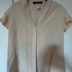 Jones New York Cream 100% Silk Short-Sleeve Button Front Shirt